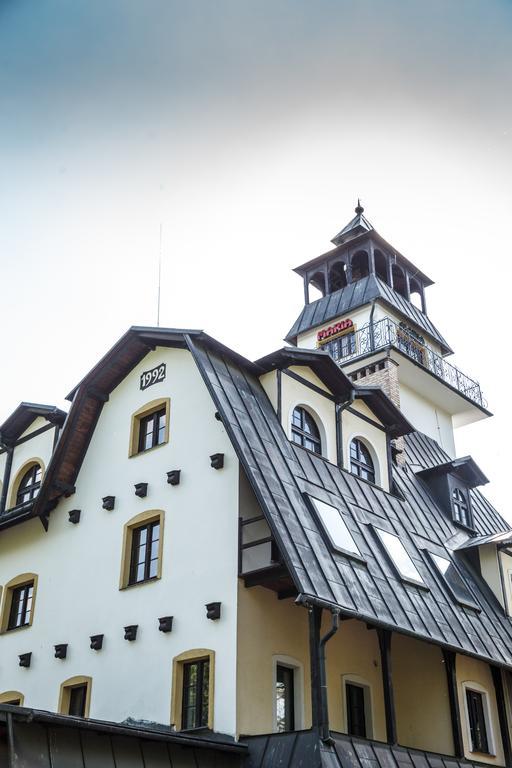 Hotel Maria Стшелин Экстерьер фото