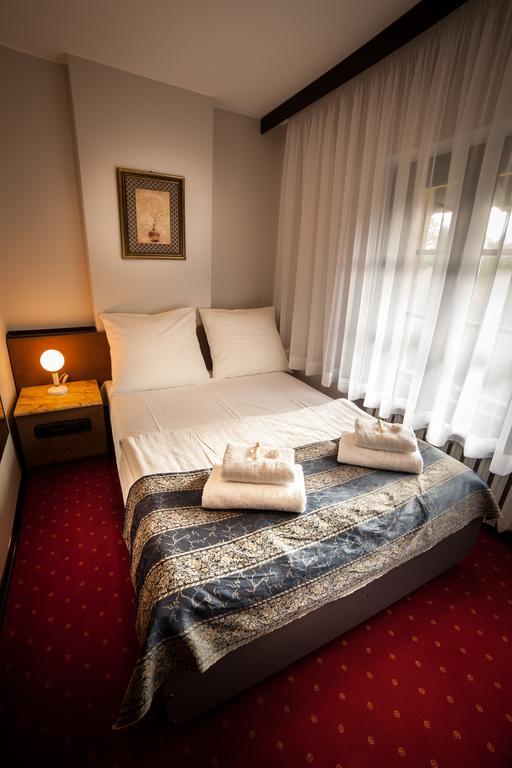Hotel Maria Стшелин Экстерьер фото