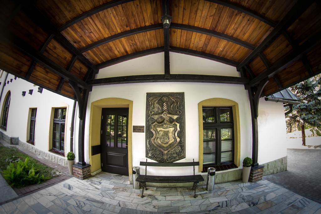 Hotel Maria Стшелин Экстерьер фото